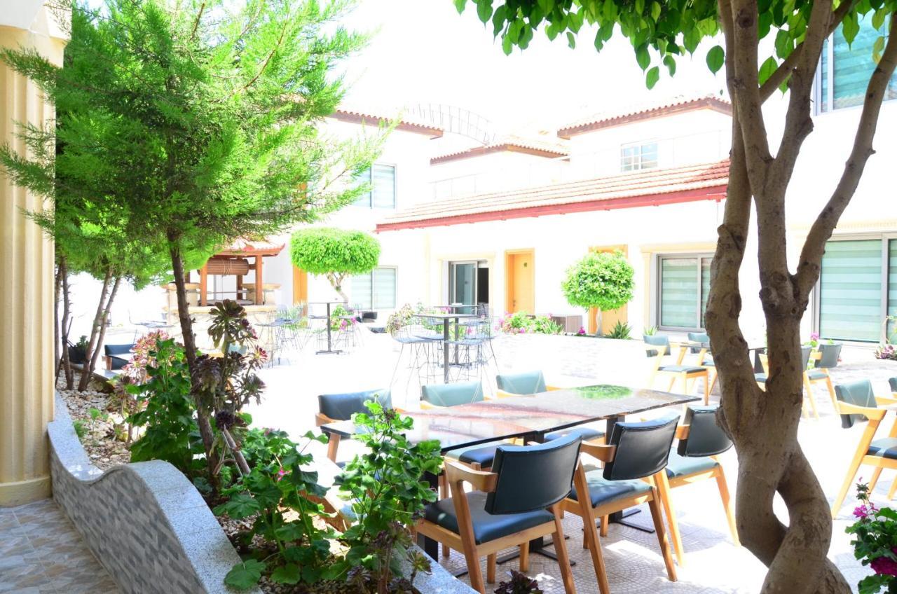 Nagas Hotel & Restaurant At Historical Part Of Nicosia Exterior foto